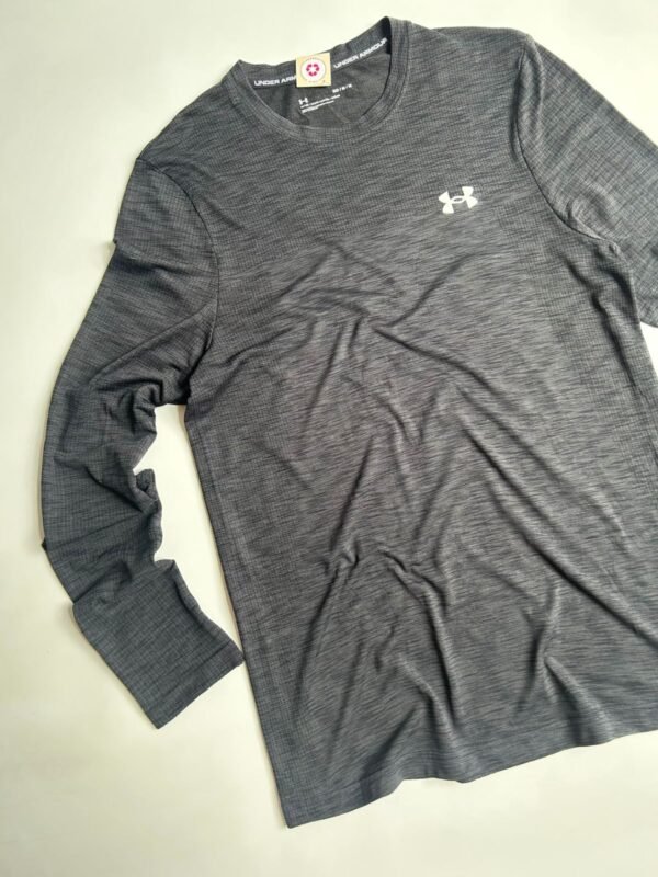 Remera UNDER ARMOUR Manga Larga