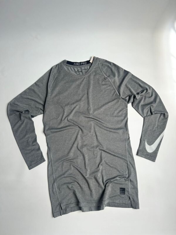 WhatsApp Image 2026-02-18 at 12.50.03 (1) Remera deportiva Nike Pro Dri-FIT Manga Larga