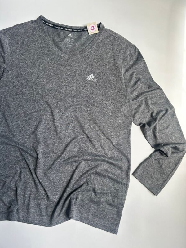WhatsApp Image 2026-02-18 at 12.53.29 (1) Remera Deportiva ADIDAS