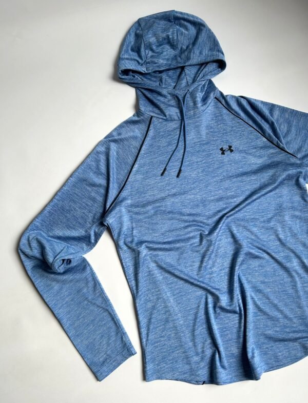 WhatsApp Image 2026-02-20 at 14.35.12 Remera Técnica Con Capucha