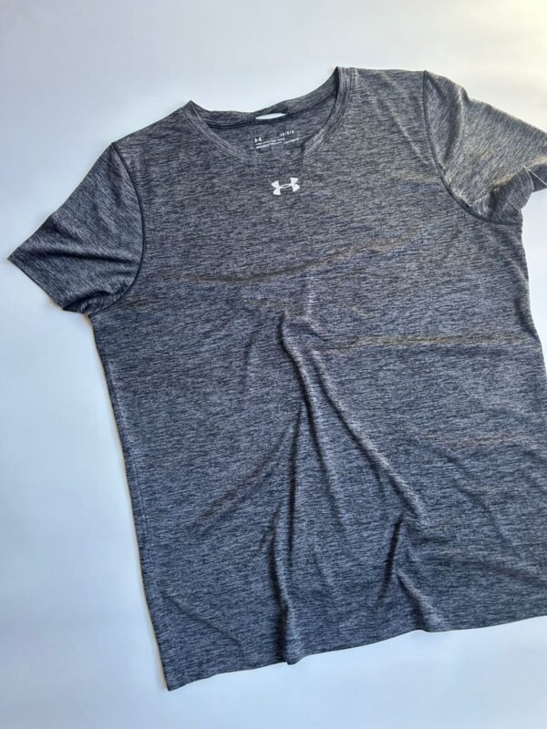 WhatsApp Image 2026-02-23 at 12.35.31 (1) Remera Under Armour Loose HeatGear