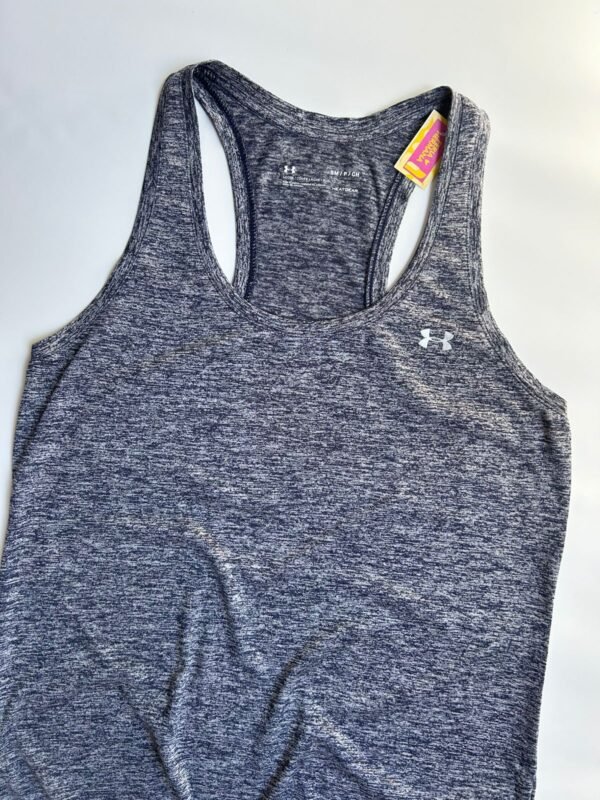 WhatsApp Image 2026-02-23 at 12.39.28 (1) Musculosa Deportiva Under Armour Loose HeatGear®