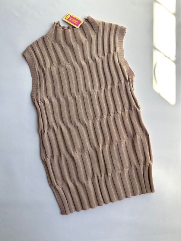 Remera Tejida Sin Mangas