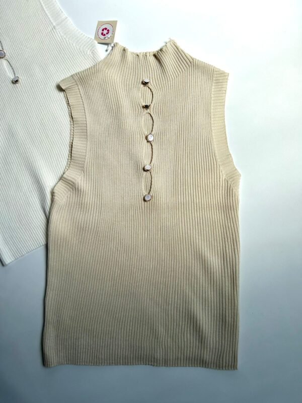 Musculosa Tejida con Botones