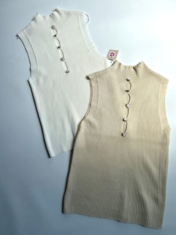 Musculosa Tejida con Botones