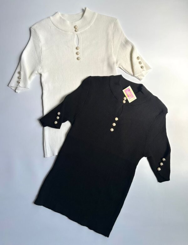 Remera Tejida con Botones