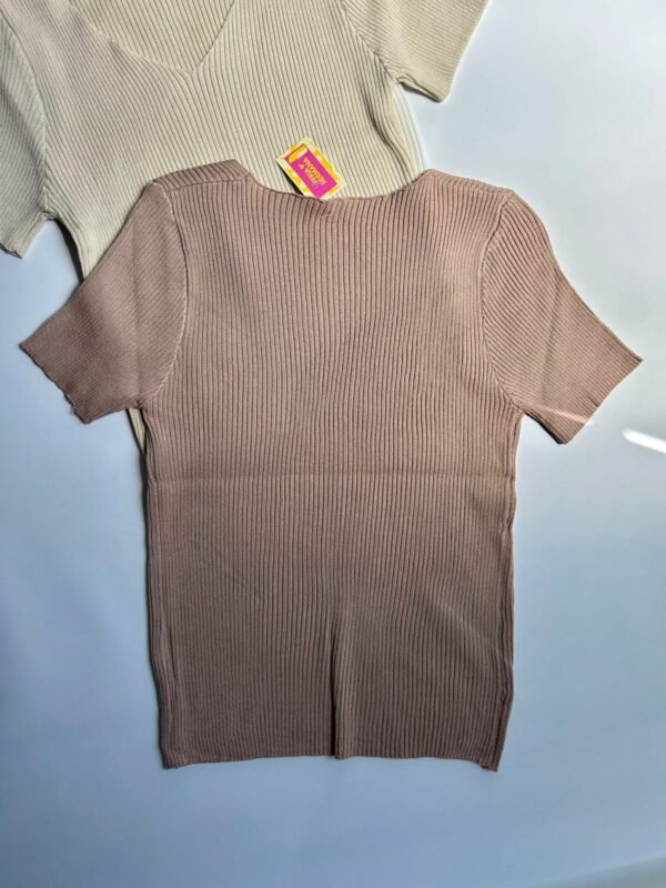 Remera Tejida Escote en V