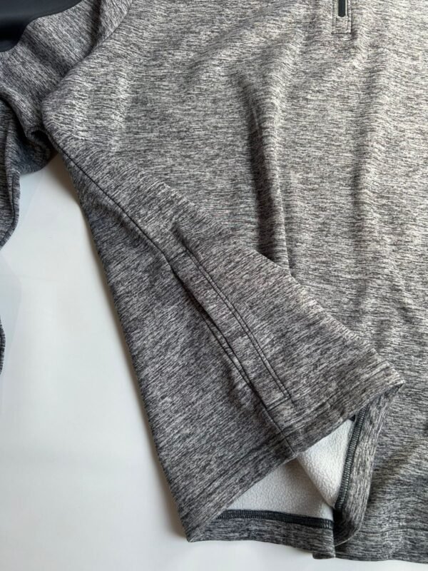 Buzo Under Armour Loose ColdGear Gris