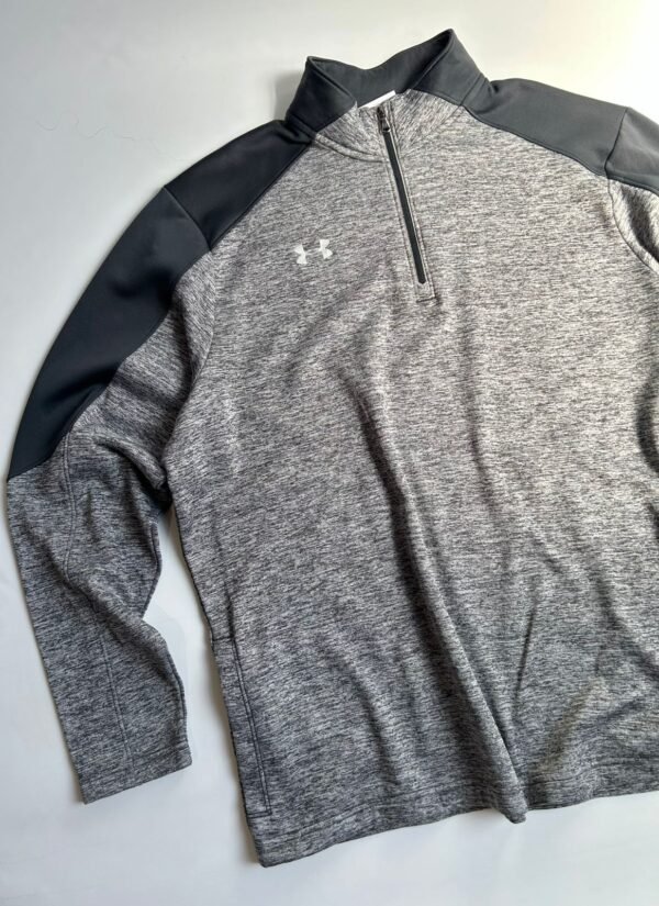 Buzo Under Armour Loose ColdGear Gris