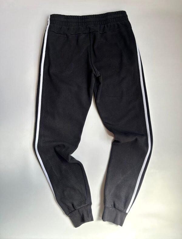 Jogging Adidas Negro de Algodón con Líneas Laterales