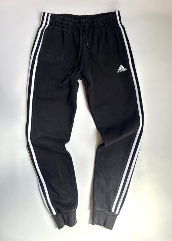 Jogging Adidas Negro de Algodón con Líneas Laterales