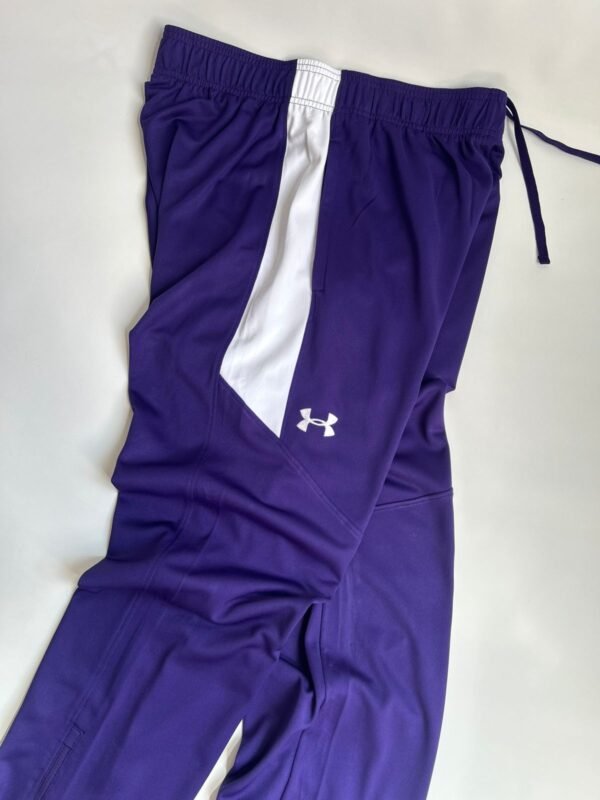 WhatsApp Image 2026-02-24 at 16.37.03 Jogging Deportivo Under Armour Loose Fit