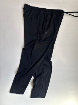 WhatsApp Image 2026-02-24 at 16.37.08 (3) Jogging Deportivo Under Armour Negro Loose Fit