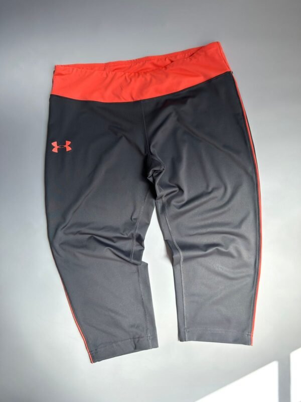 WhatsApp Image 2026-02-24 at 16.54.12 Calza Under Armour HeatGear Fitted 3/4