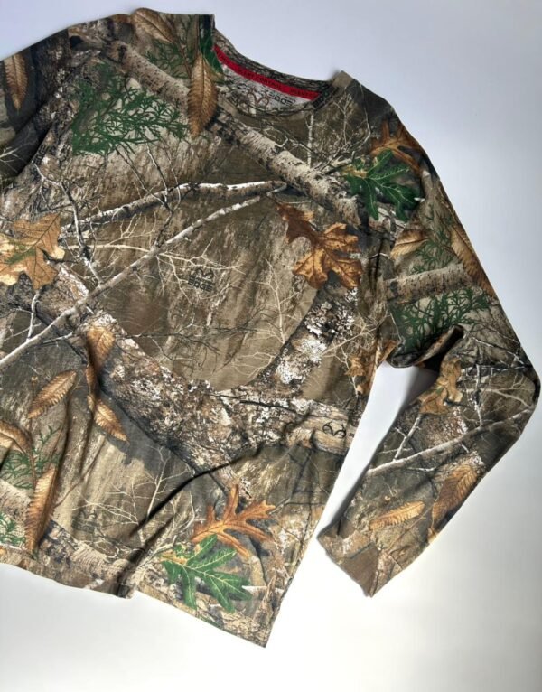 WhatsApp Image 2026-02-27 at 15.42.03 (1) REMERA MANGA LARGA REAL TREE #13