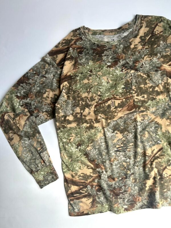 WhatsApp Image 2026-02-27 at 16.04.34 (2) REMERA MANGA LARGA REAL TREE #15