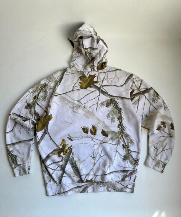 Hoodie Blanco con Estampa Real Tree