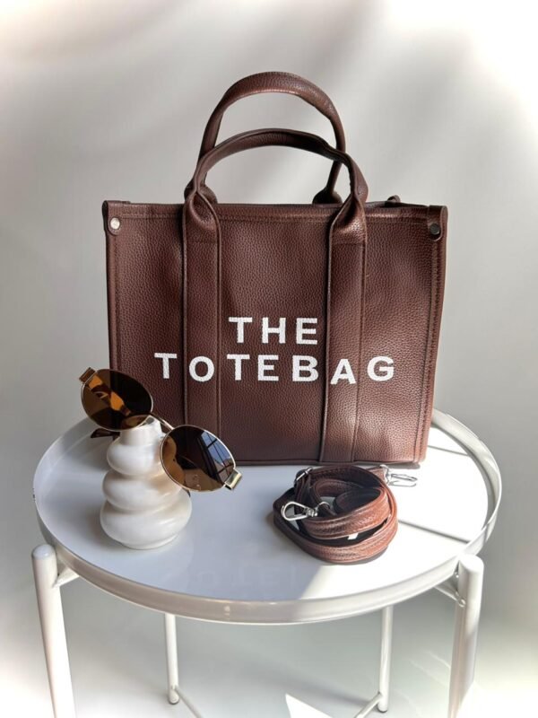 The tote bag MARRÓN