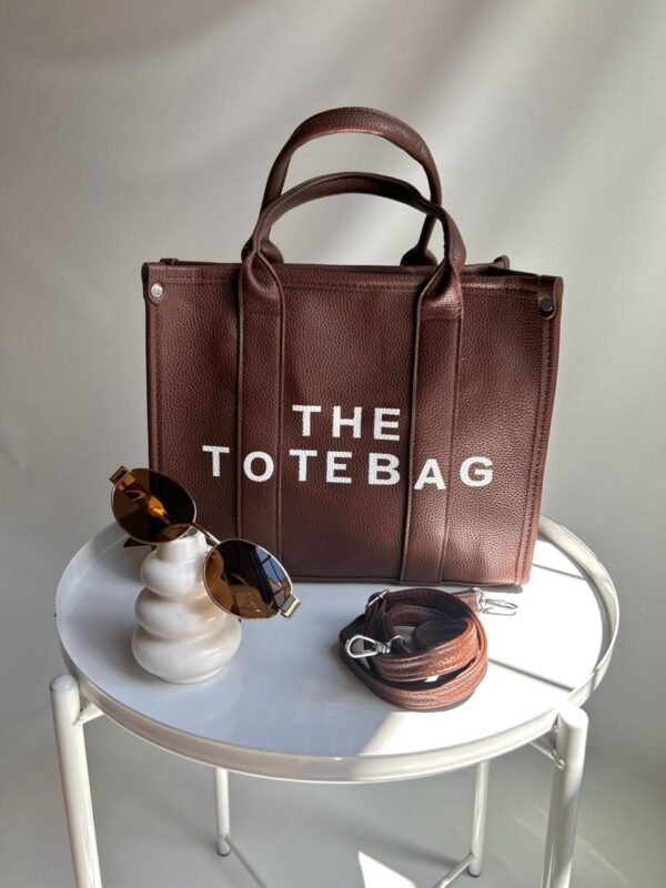 The tote bag MARRÓN