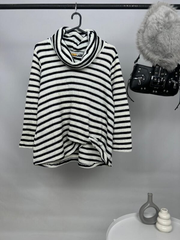Polera a rayas 018