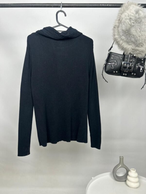 Polera Negra 052