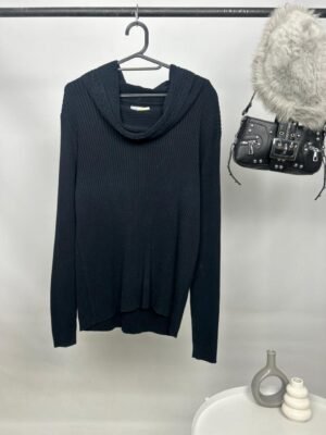 Polera Negra 052