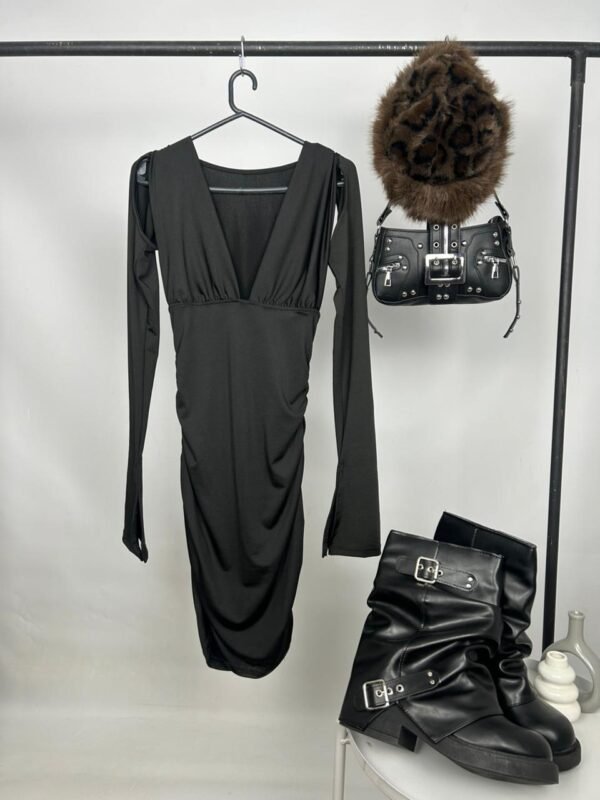 Vestido Negro 072