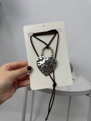 Collar Corbatero Chocolate